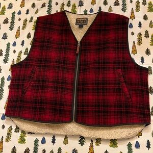 Vintage Woolrich Wool Sherpa Lined Plaid Lumberjack Vest